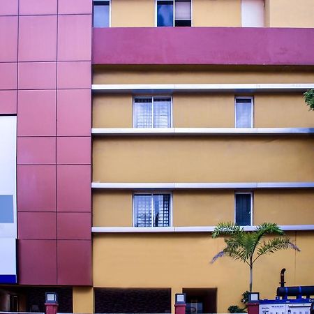 Flagship Chennai Residency T Nagar Near Ags Cinemas T Nagar Hotel Buitenkant foto
